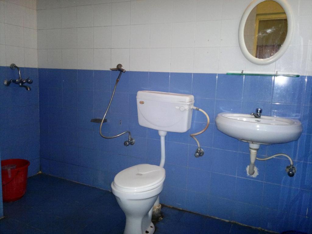 Royal Mirage Beach Resort Candolim Room photo