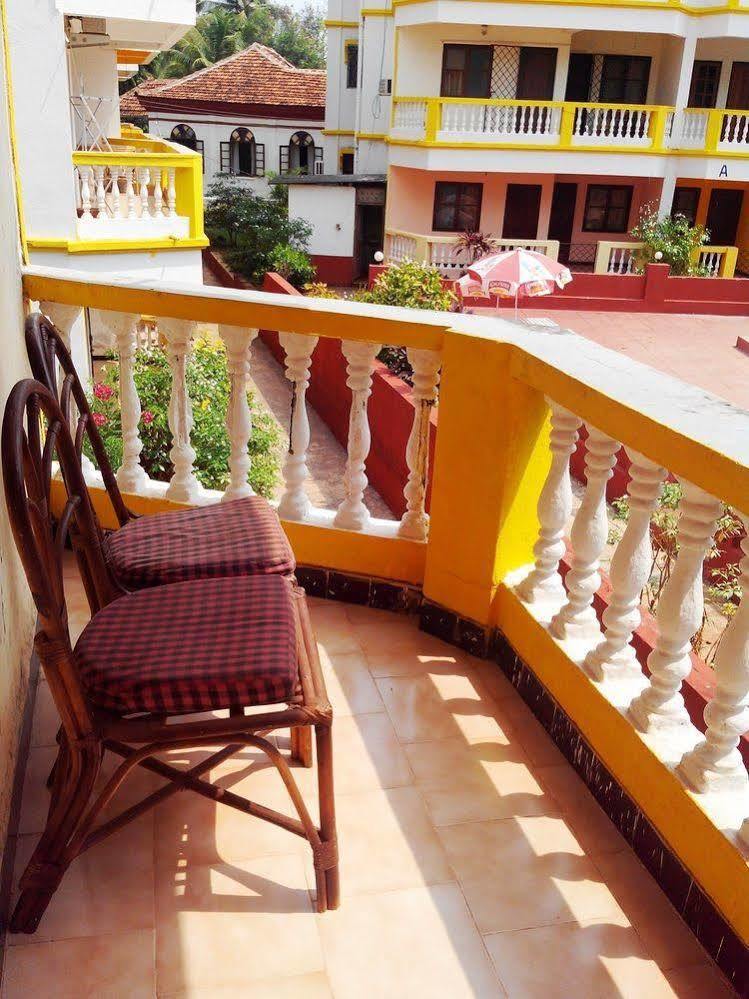 Royal Mirage Beach Resort Candolim Exterior photo
